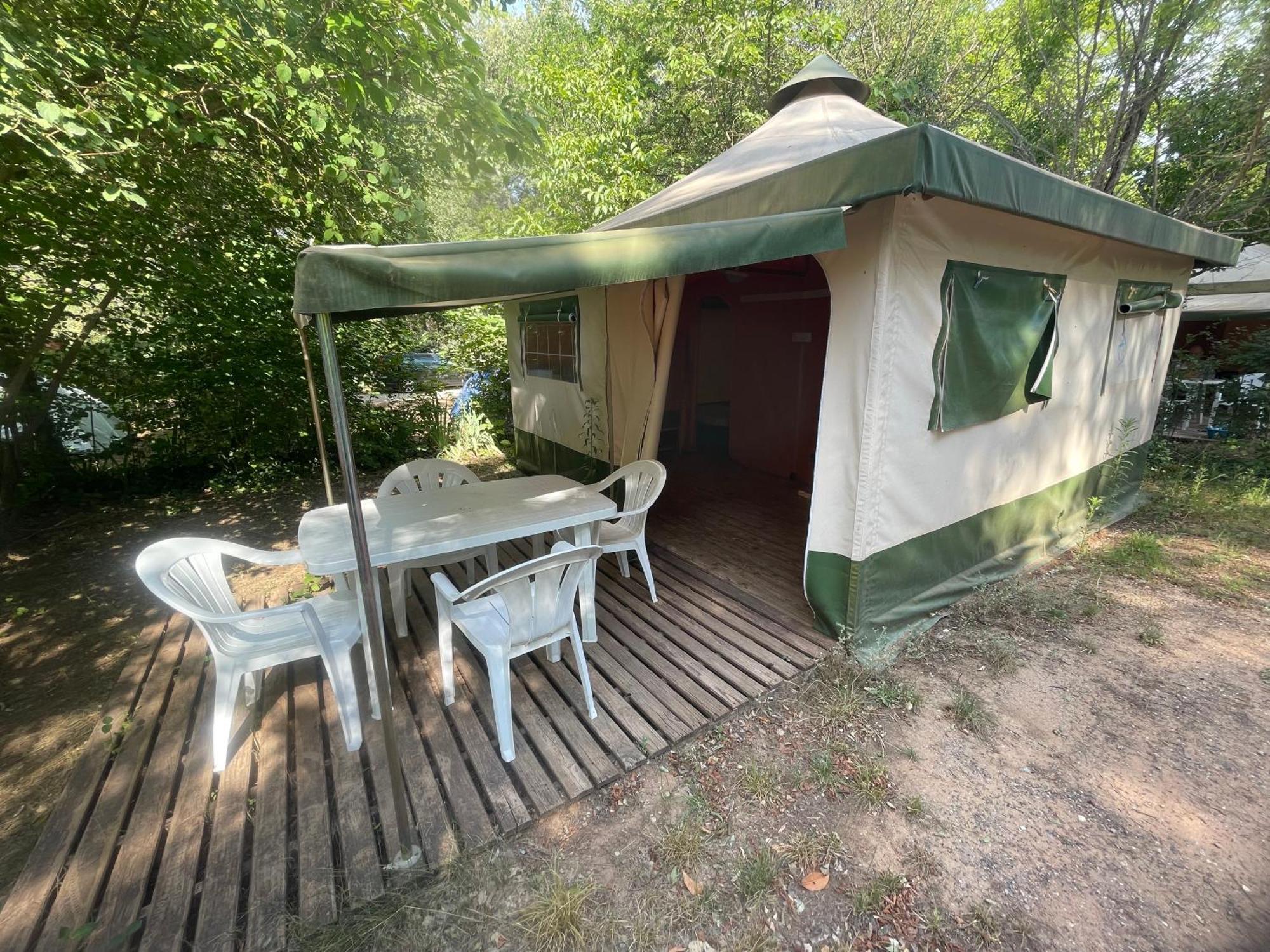 Camping Sainte Victoire Beaurecueil Exteriér fotografie